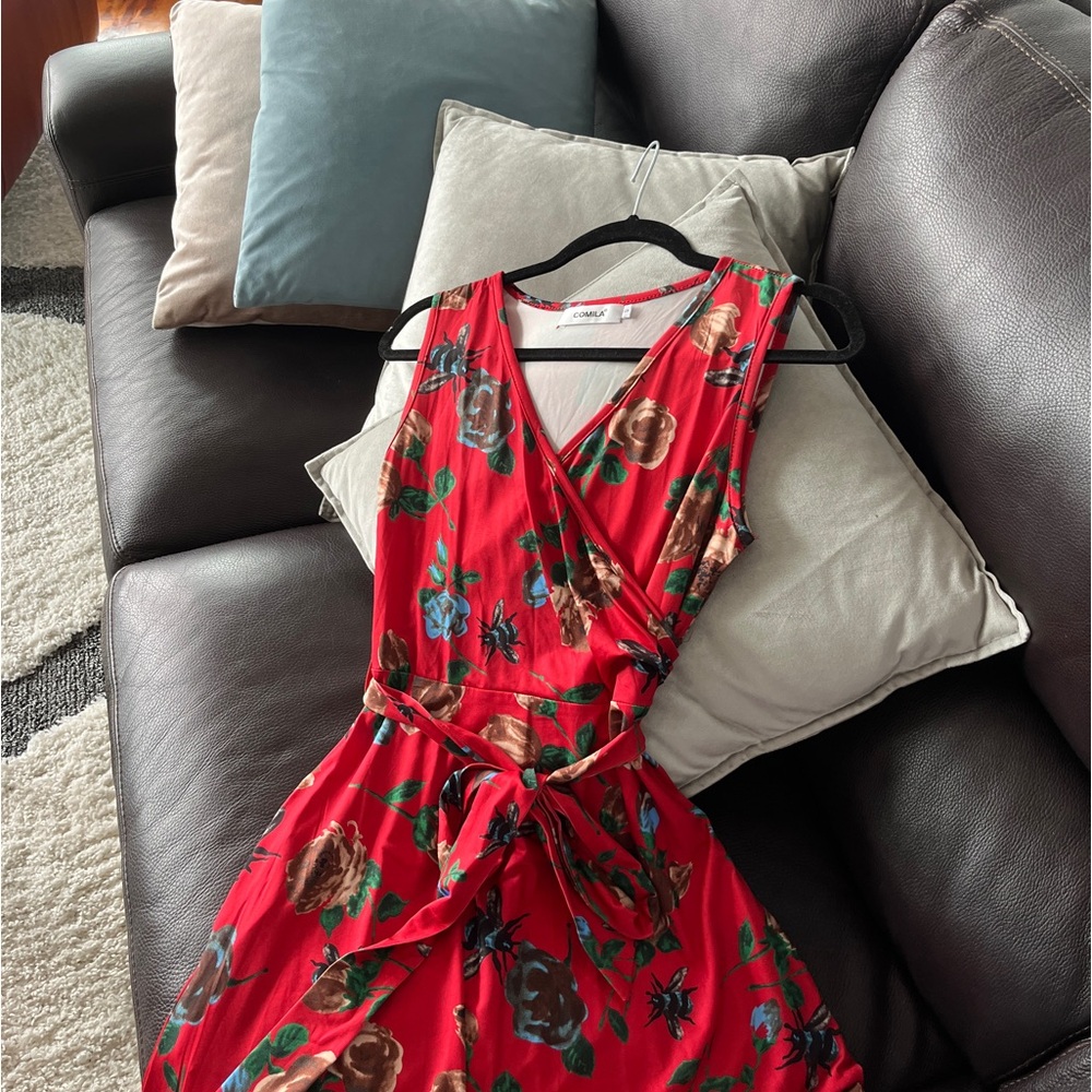 Comila Small Wrap-Around Red Flower Floral Midi Maxi Sleeveless V-Neck Dress